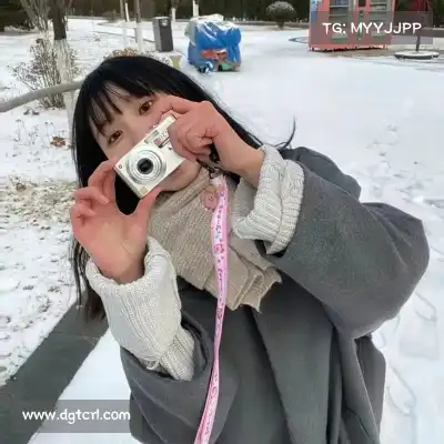农姬朦